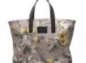 杜嘉班納Dolce & Gabbana 2011早春度假系列“Miss Lipari”帆布印花手袋