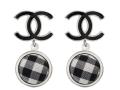 Chanel logo與格紋紐扣耳環 - 香奈兒