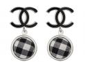 Chanel logo與格紋紐扣耳環 - 香奈兒