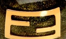 Fendi logo銅飾樹脂寬腕手鐲 - 芬迪