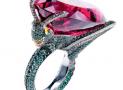 Chopard18K 白金鑲紅碧璽蚱蜢戒指 - 蕭邦