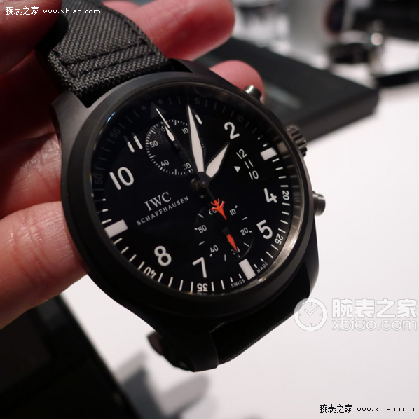 酷雅有型 五款堅硬如鋼的陶瓷腕表推薦