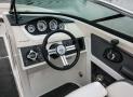 西瑞-240 SUNDECK OUTBOARD