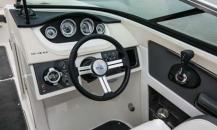 西瑞-240 SUNDECK OUTBOARD
