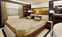 阿茲姆-BENETTI DELFINO 93