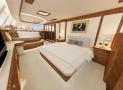 SUNREEF 82 DOUBLE DECK
