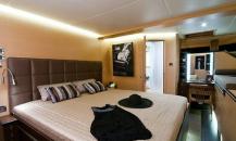 SUNREEF 102 DOUBLE DECK