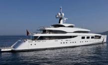 阿茲姆-BENETTI NATALY