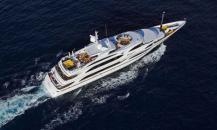 阿茲姆-BENETTI ADORA