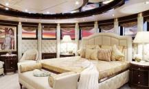 阿茲姆-BENETTI DIAMONDS ARE FOREVER