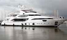 阿茲姆-BENETTI LUNA