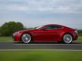 阿斯頓馬丁V12 Vantage