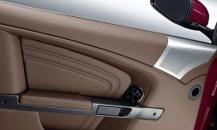 阿斯頓馬丁DBS Volante