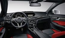 梅賽德斯-奔馳C63 AMG Coupe