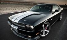 道奇Challenger SRT8 392