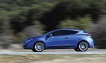 雷諾梅甘娜Coupe GT