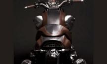 雅馬哈愛馬仕版Vmax摩托車