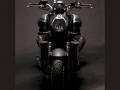 雅馬哈愛馬仕版Vmax摩托車
