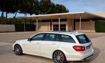 梅賽德斯奔馳E63 AMG Wag