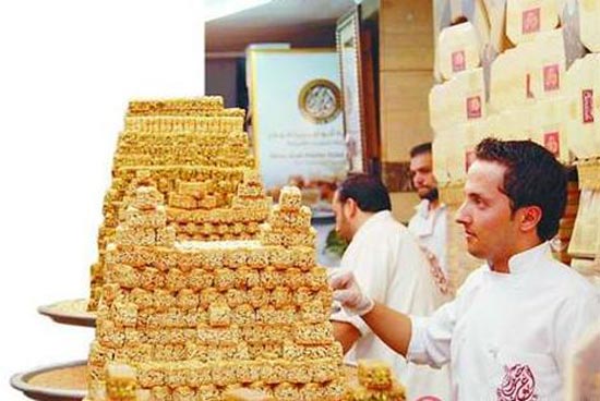 “土豪金”金箔料理 24K黃金作食材