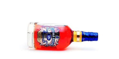 男士一生中最愛美酒