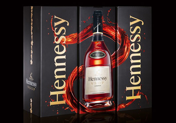Chris Bangle為Hennessy（軒尼詩）設計新款瓶型