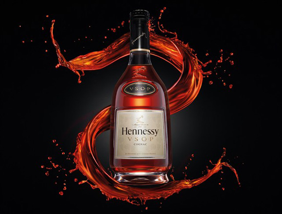 Chris Bangle為Hennessy（軒尼詩）設計新款瓶型