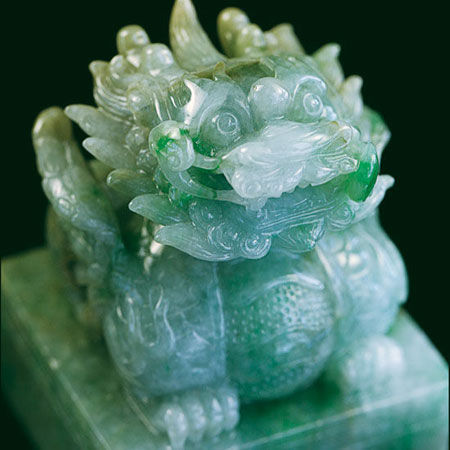 萬珺：翡翠應龍成就中華文化縮影