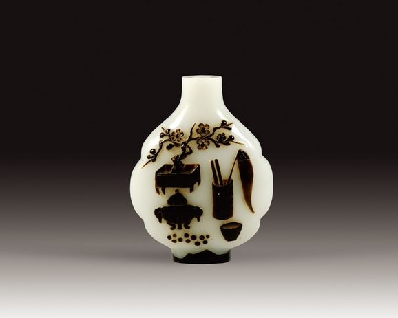 中國鼻煙壺：集藝術大成的袖珍珍品